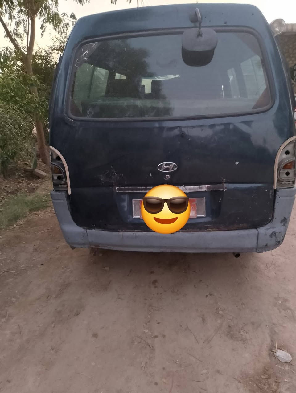 السلام عليكم 
كيا هونداي موديل 93 رقم بغداد صدامي راعيها موجود يريد مداور محرك ونجي گير اوتماتيك نظيف تايرات جدد ويل كب رايدها 15 وبيها مجال للاستفسار الاتصال *********** مكاني نجف خان النص
