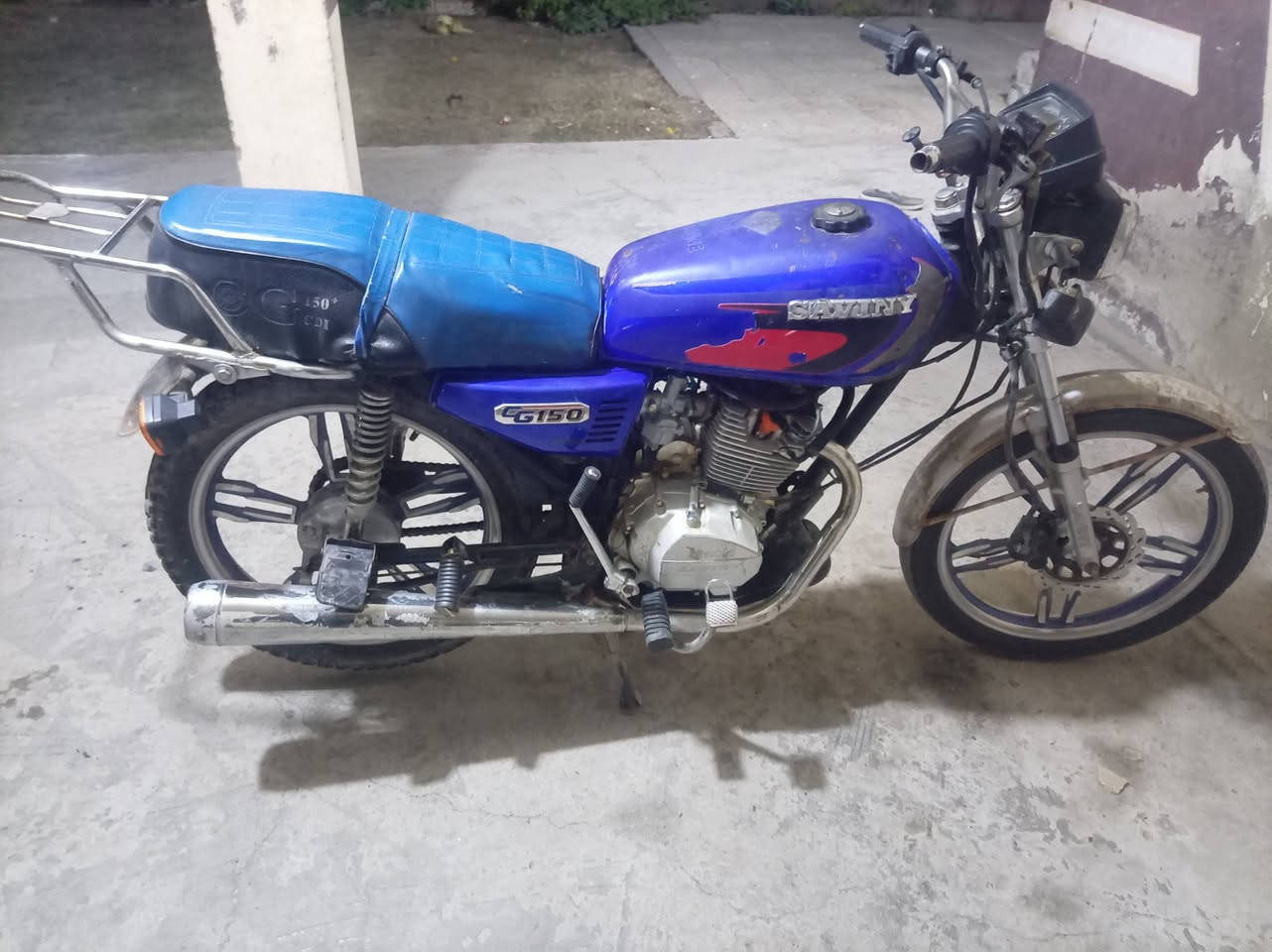 سيفان 5 كير ايراني بيهة بداية تبخير خفيف بس من تدوس زايد يبين ويحتاجلهة ترتيبات كهربائيات واشاير بدون أوراق
خصم الكلام دراجة تذب عليهم 75 الف ترجعلك تخبل

قيم واخذ مكاني التاجيات بغداد  تواصل خاص او ***********
