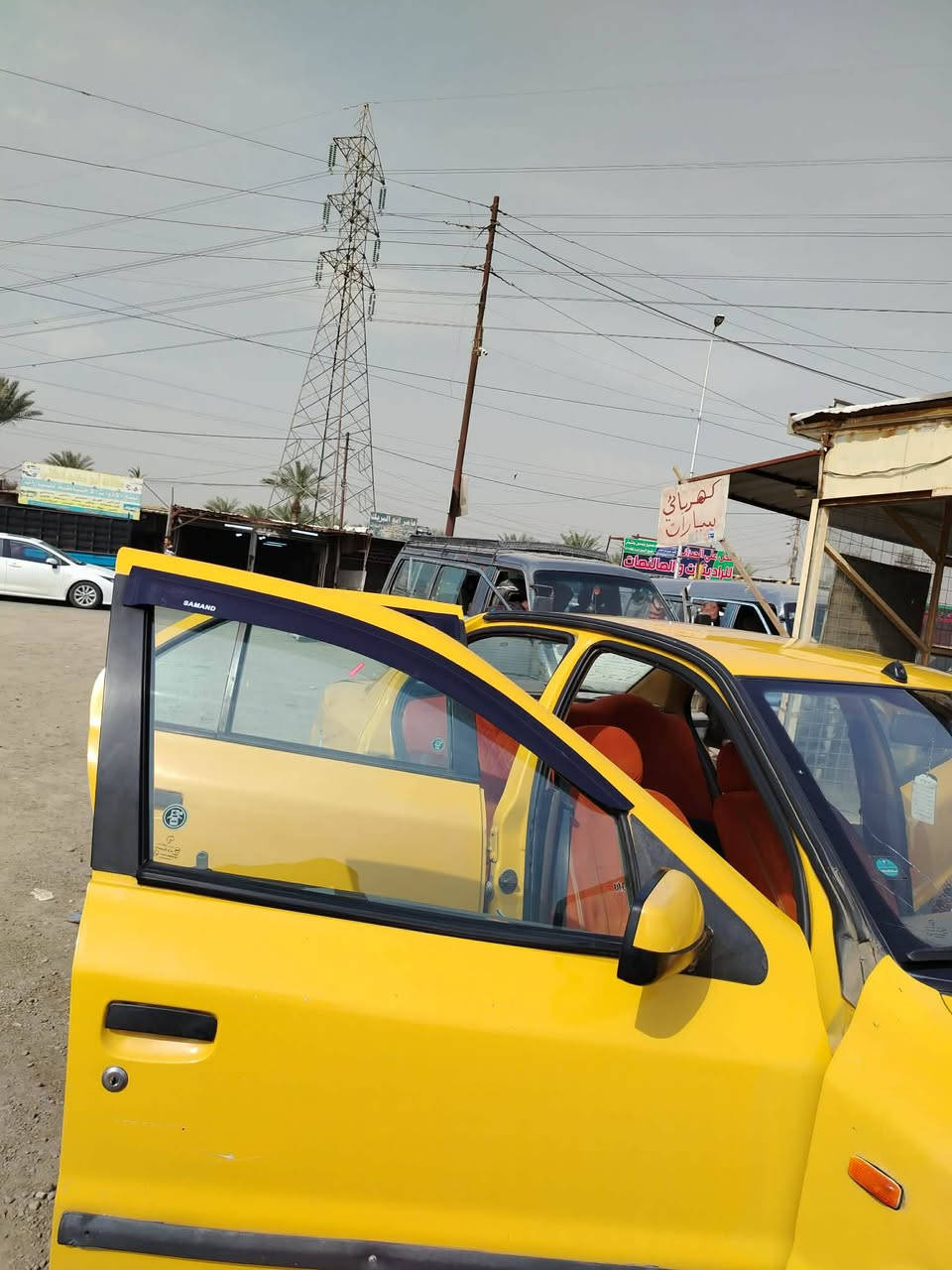 السلام عليكم سياره سمند 2011 تخم تاير تبريد ثلج كير  ومكينه لوك وضمان السياره السعر 30 ورقه وبيها مجال عنوان سياره بغداد رقم التلفون ***********
