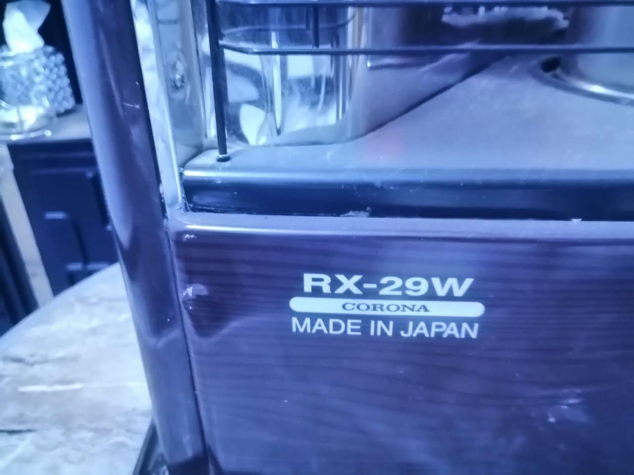 للبيع صوبه نفطيه ياباني اصلي نوع كرونا استعمال قليل جدا العنوان بغداد ***********
