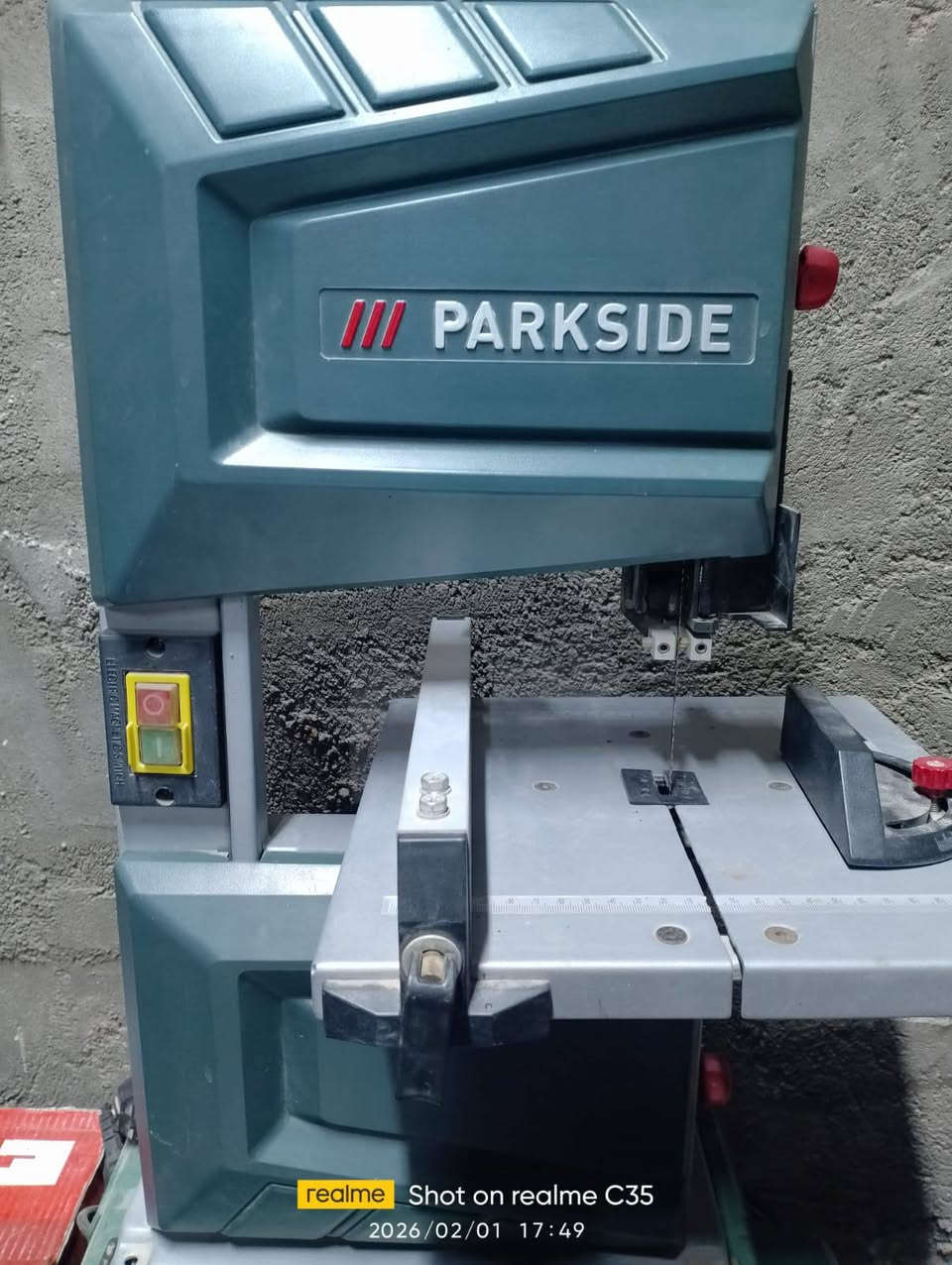 يا الله يارزاق خوان عدد للبيع كل قطعه وسعره انسخ صوره ودزه وات ساب ***********
