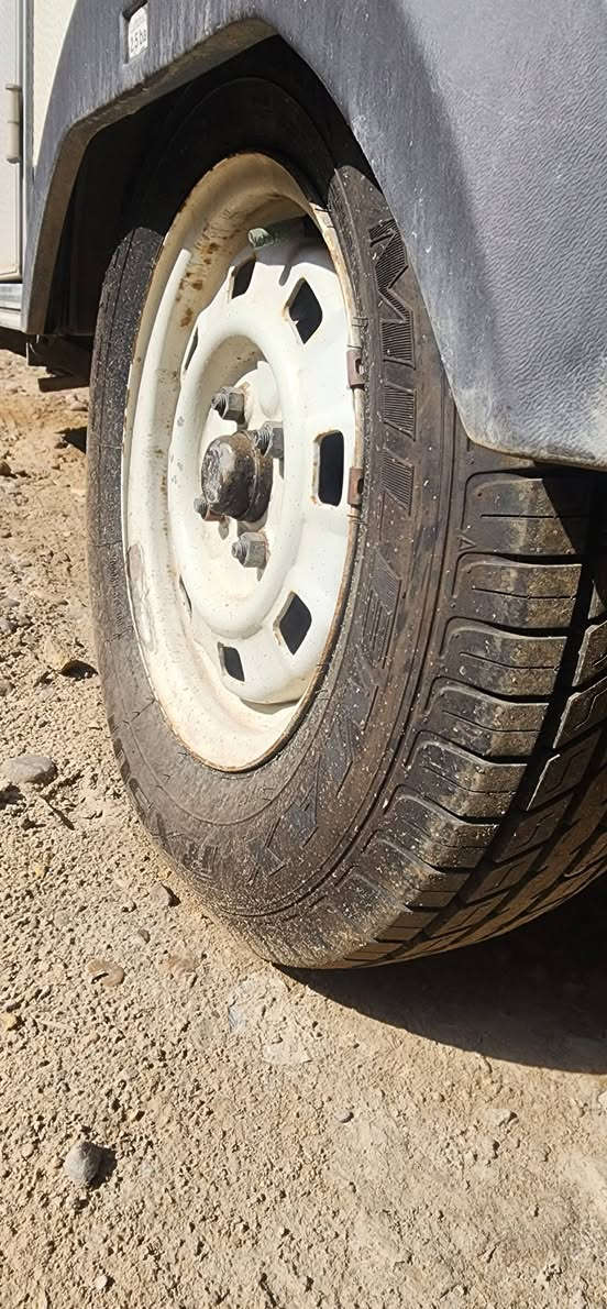 كرفان اوربي للبيع
بيع مستعجل 
هوبي الألماني المرغوب 
منفيس كامل 
طول 4 متر 
عرض مترين و ارتفاع مترين
كرفان جاهز و نضيف 
السعر 26 ورقة قفل 
***********
موجود توصيل لكل المحافظات 
مكاني بغداد حي الجهاد
