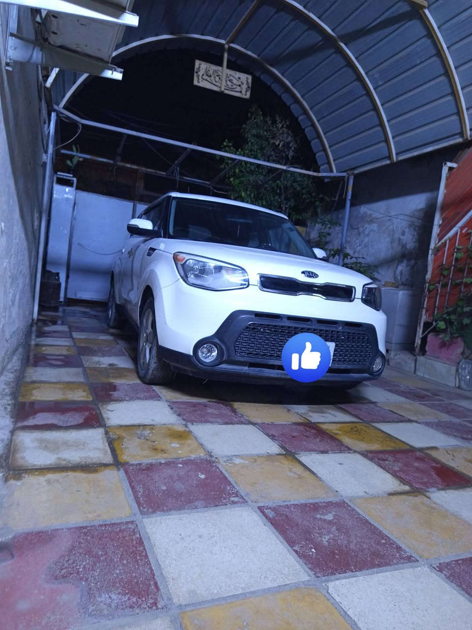 سلام عليكم صول للبيع موديل 2014 رقم بابل ماشيه 100 قابل للزيادة محرك 2000 السياره نضيفه حادثه باب السائق السياره بسمي السعر 110 وبيهه مجال للاستفسار ***********
