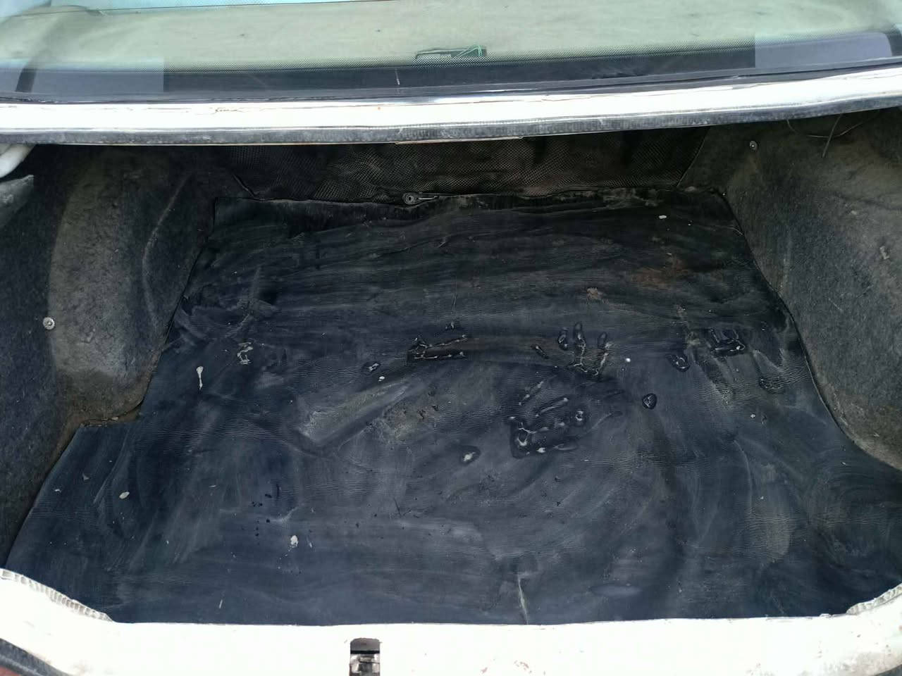 السلام عليكم
بيجو لميس رقم بابل بأسمي
موديل 2009
مصبوغة عام
مكان السياره بابل (كفل)
مكينة خير من الله
الكير جفتة قبل شهرين وصارت بي ونة بالخامس والثالث
السعر 26 وبيهة مجال السيارة مال واحد ايري ايعيش بيهة تاخذهة جاهزة كبل للشارع 
*********** رقمي حلة, بابل
