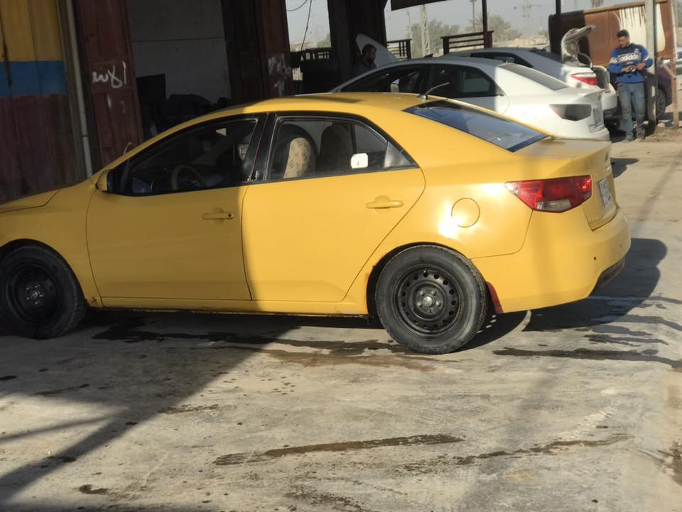 سيراتو 2012 خليجي
محرك 1600 كير 6 نمر
بيه جاملغ امامي. 
رقم قادسيه 
جاهزه من كلشي 
السعر 83 وبيها مجال
المكان / ديوانيه
***********
