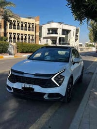 سبورتج للبيع موديل ٢٠٢٥ ماشية ١١ الف رقم بغداد بعدها بضمان الشركة لمدة...