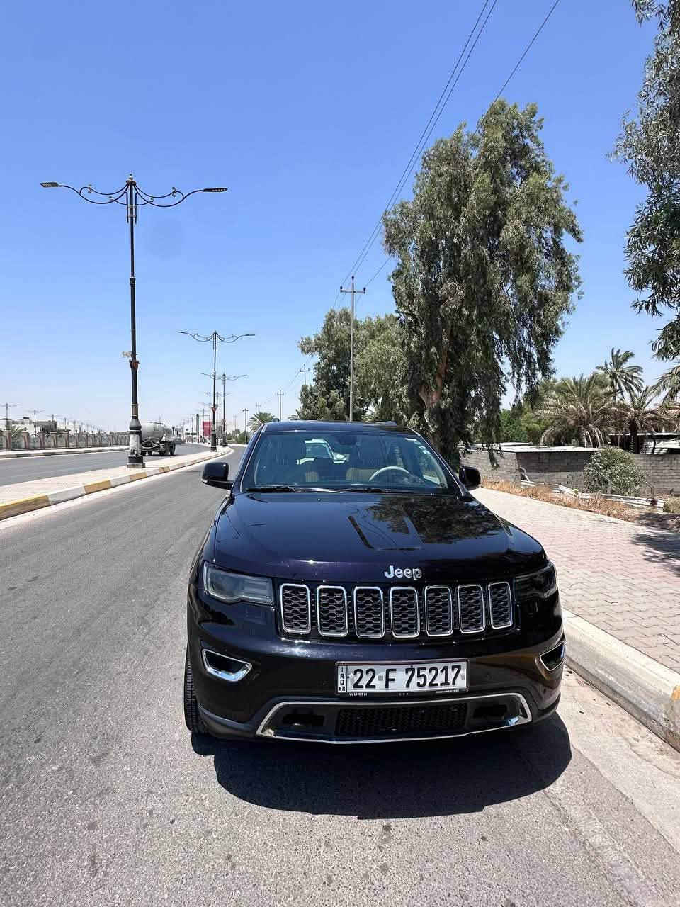 السلام عليكم 
جيب كراند شيروكي 20 خليجي 
وكالة ليث العبيدي 
فول مواصفات لميتد معروفه يعني 
الاستفسار 

***********
