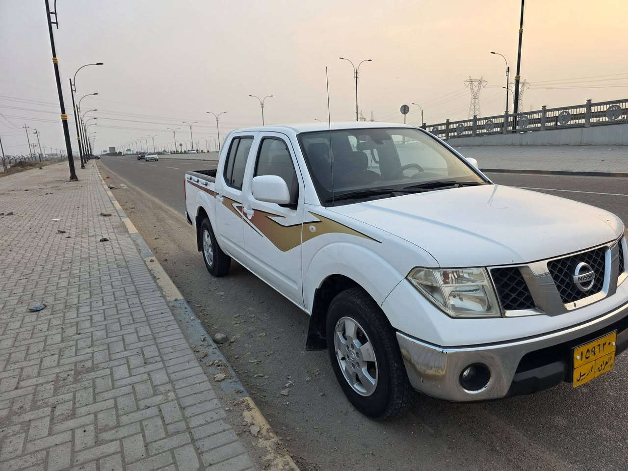 سلام عليكم سيارة بيكم نيفارة للبيع موديل 14 سنويه منتهيه
ملاحضه المدكر الخلفي بيه صبغ 
الباب الخلفي بصفحه السايق بيه بارد 
الباب مال الحوض مبدل والعرضانيه الجوة مصبوغه  والمكينه فقط  كازكيت
السيارة جاهزة لا تبخير ولا تنقيص السعر 115 وبي مجال
البصره الزبيره ***********
