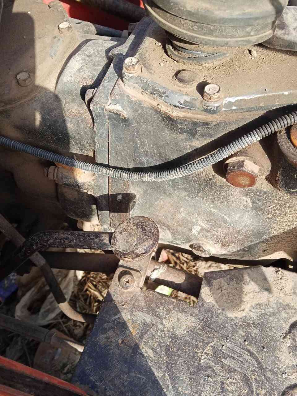 سلام عليكم للبيع مكينة 3 سلندر ملحقات رباشة تخم تاير جديد كير 4 نمرة عنوان بغداد  سعر 3 وربع وبيها مجال قليل رقم الهاتف ***********
