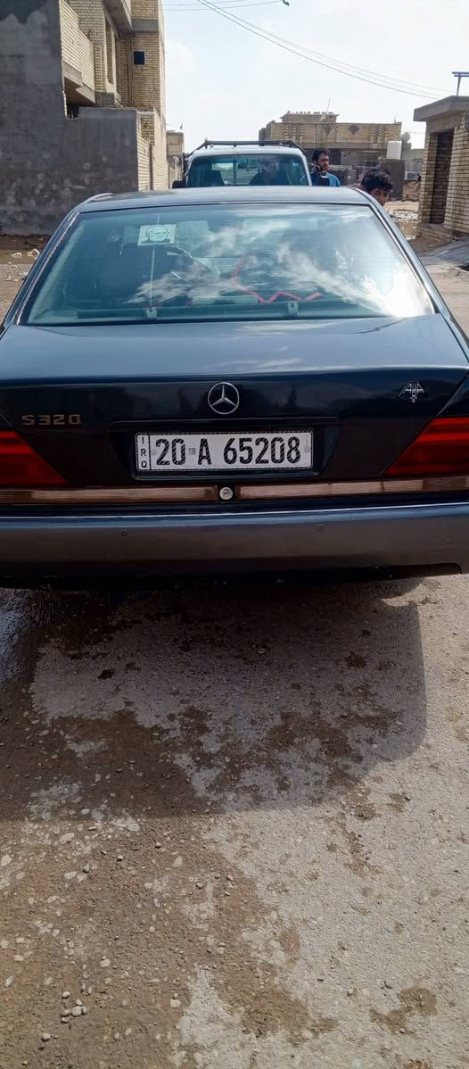 سلام عليكم سيارة البيع كير محرك اكسن مكفؤلات محرك بطة مؤديل 92 سيارة مصبؤغة عام  كهربائيات مكفؤلة  تخم تاير جديد. ***********  مكان سيارة بغداد مكلف بنشر
