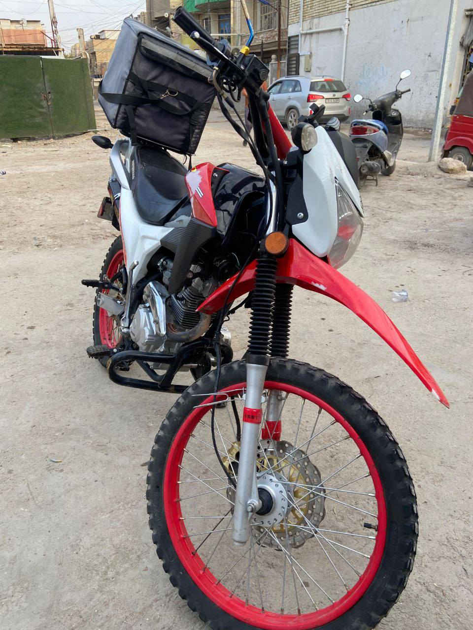 قفاز لونسن محرك ١٥٠ ماشيه ٣٥٠٠ سنويه مرقمه اربيل سنويه باسم شركه مكاني بل شعب قرب جامع شروفي سعر مليون و٩٠٠ قفل راعيه موجود تحويل باي وقت رقمي ***********
