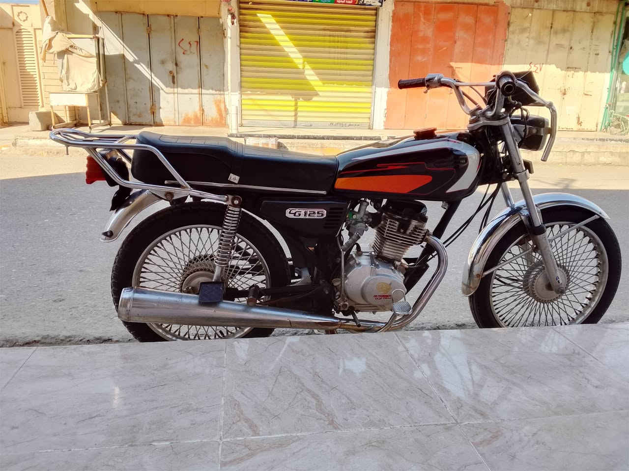 تايكر للبيع العنوان ديالى المقداديه السعر 375 /***********
