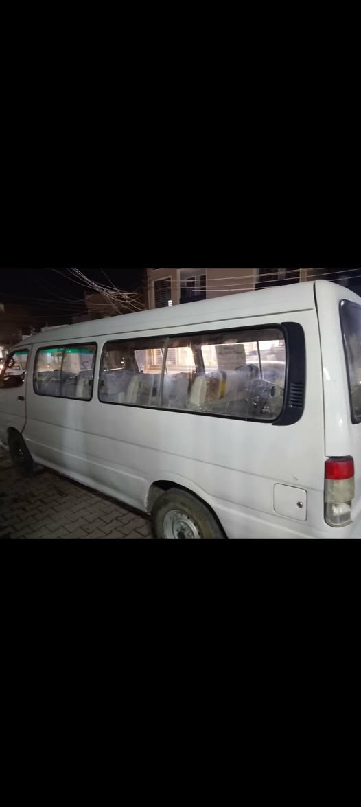 سيارة فتون 208بسمي بغداد الزعفرانية 
***********
