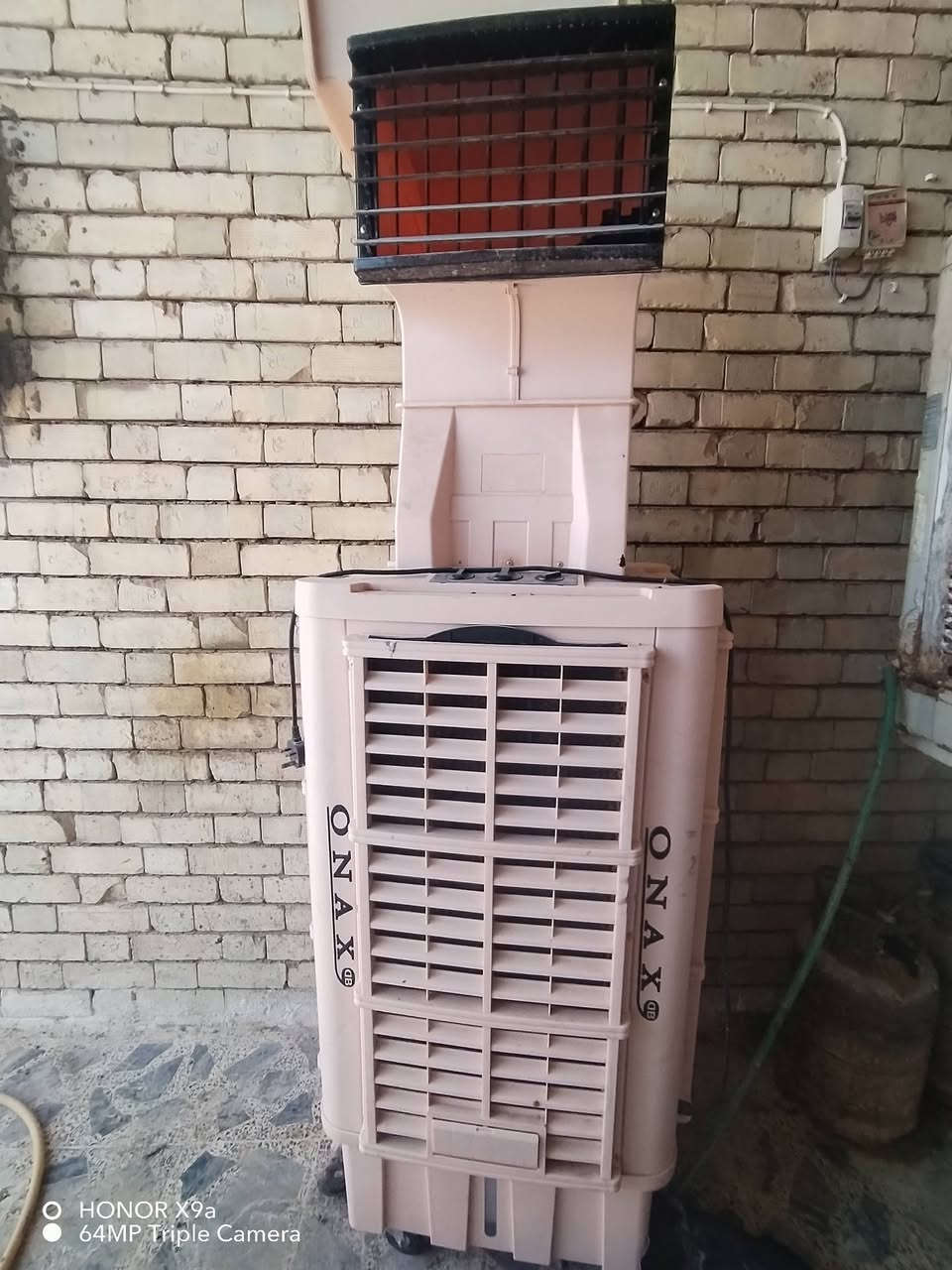 من رخصت مدير الگروب مبردة اونكس حجم 70 مستخدمة شهر جديدة بمعنى الكلمة للبيع سعرهة 350 الاتصال ***********
