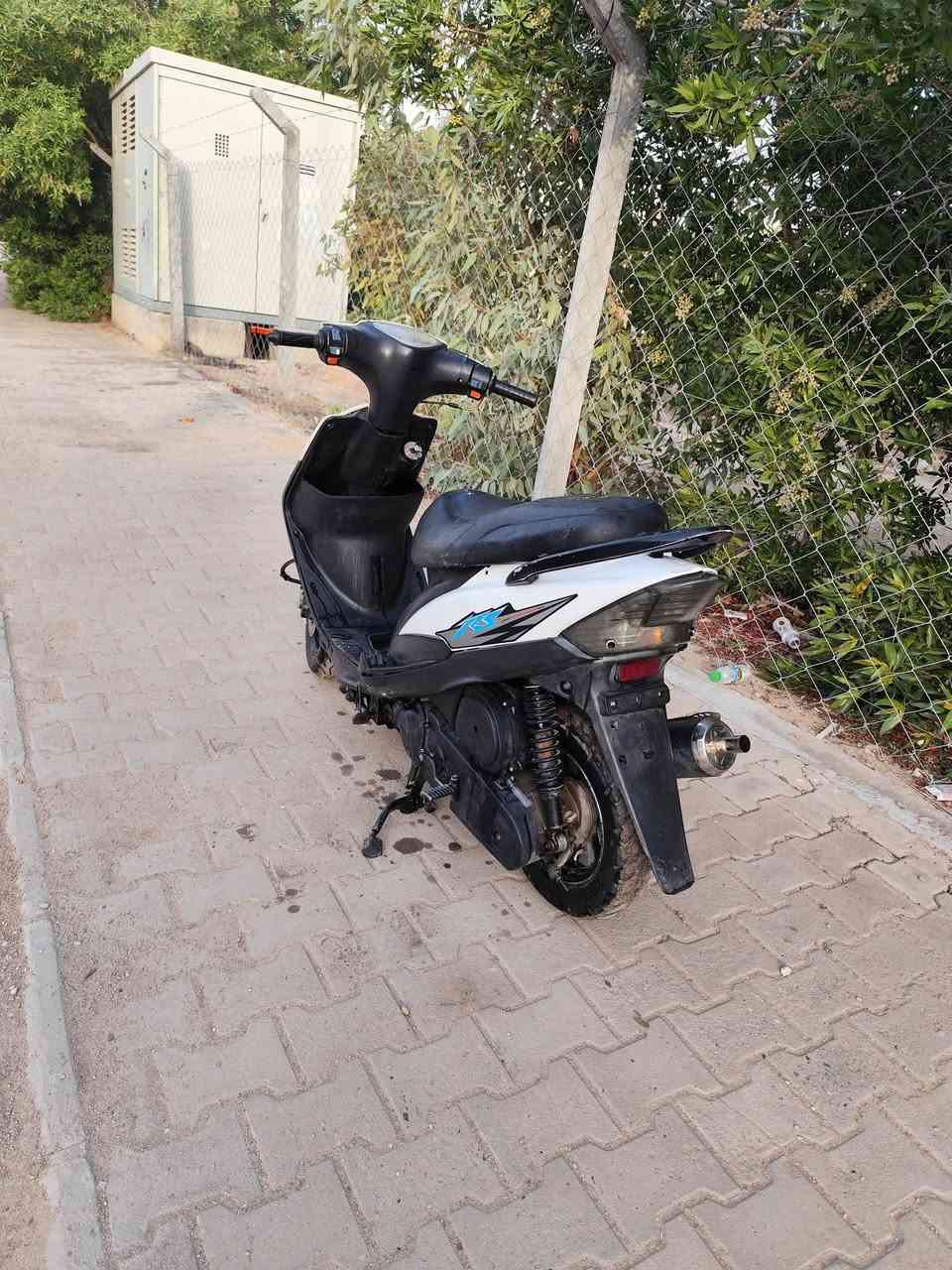 السلام عليكم ماكس عدله للبيع مزوده55 صالنصه رياضي كلجات رياضي شلعه و معدل تشك الگاع كهربائيات كلها شغاله ما ناقصها برغي سعرها 500و بيها مجال شي قليل مكان نجف ***********
