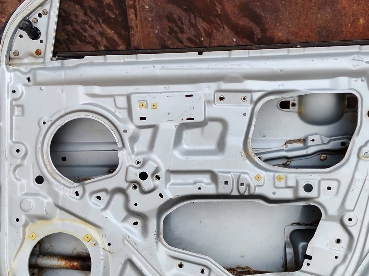 السلام عليكم
للبيع
أبواب ثنين مل اكسن 2010
مكان موصل


**إذا كنت صاحب هذا الإعلان وتريد حذفه لأي سبب، رجاءا أرسل رسالة إلى الدعم الفني**