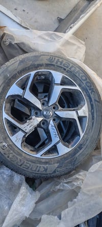 عندي رنكات عدد ٢ للبيع 07812277989