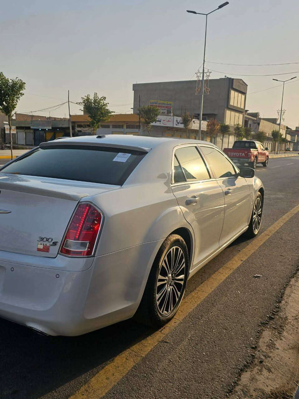 بسبب الوعود الكاذبة السلام عليكم اخوان اوباما 2013 فول الفولS رادار امامي حساسات امامية وخلفية السيارة فور ويل السيارة كلين بدون ضربة فقط اطراف البنيد صبغ كد شبرين استفسار. ***********
