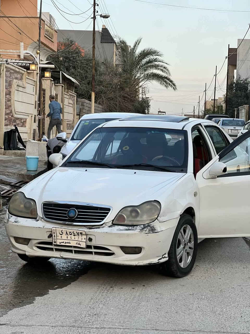 السلام عليكم
سياره ck البيع رقم بغداد
شرط التحويل بيها دائر صبغ بنص البابين
***********
