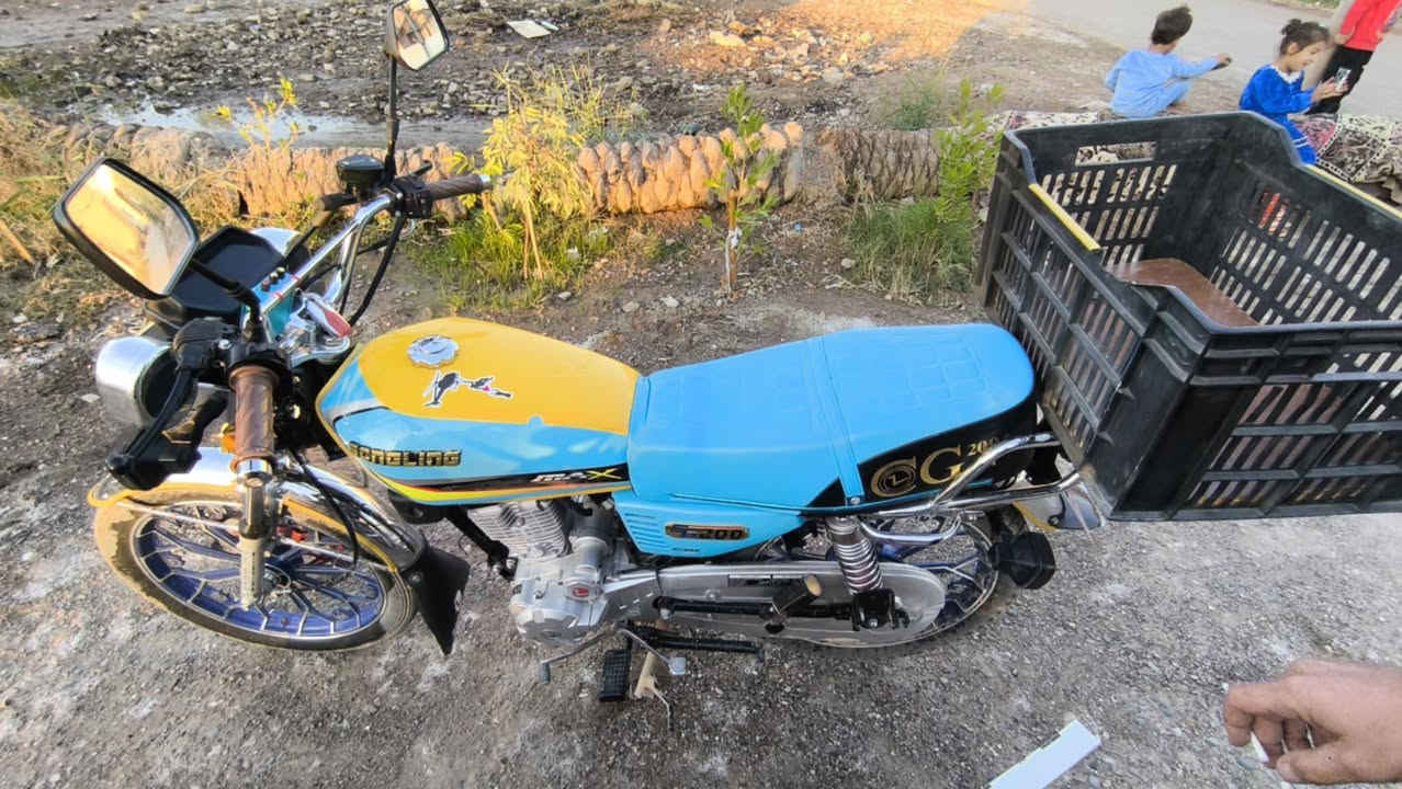 دراجه سيفان موديل 25
نظيفه ماعايزه اي شي
السعر ٧٠٠ وبيها مجال حگ الجيه 
مكان ديالى هبهب 
هذا رقمي ***********
