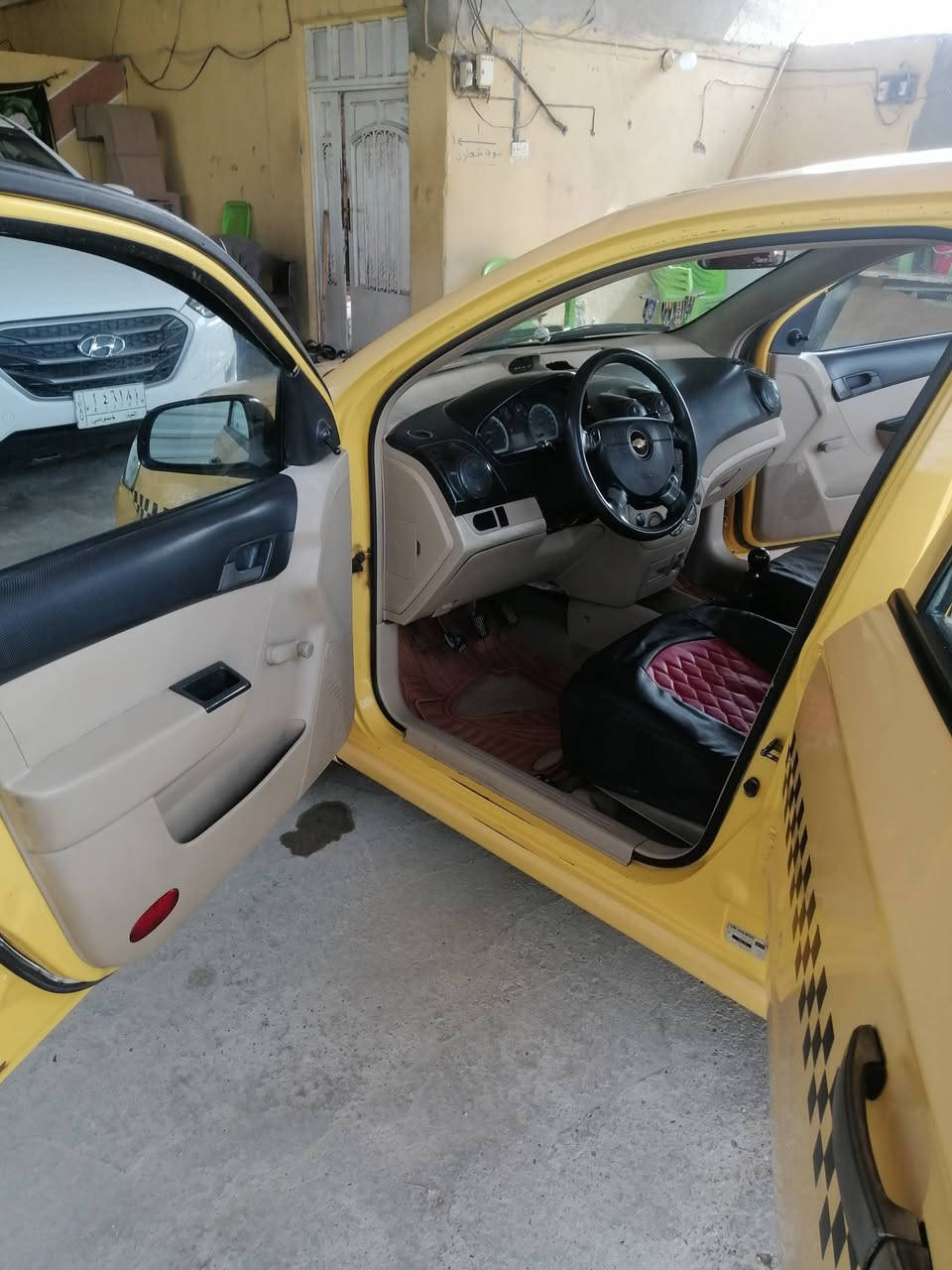 السلام عليكم سيارة افيو للبيع موديل 2010 رقم نجف سنوية لحد 2030 للاستفسار الاتصال على ***********
