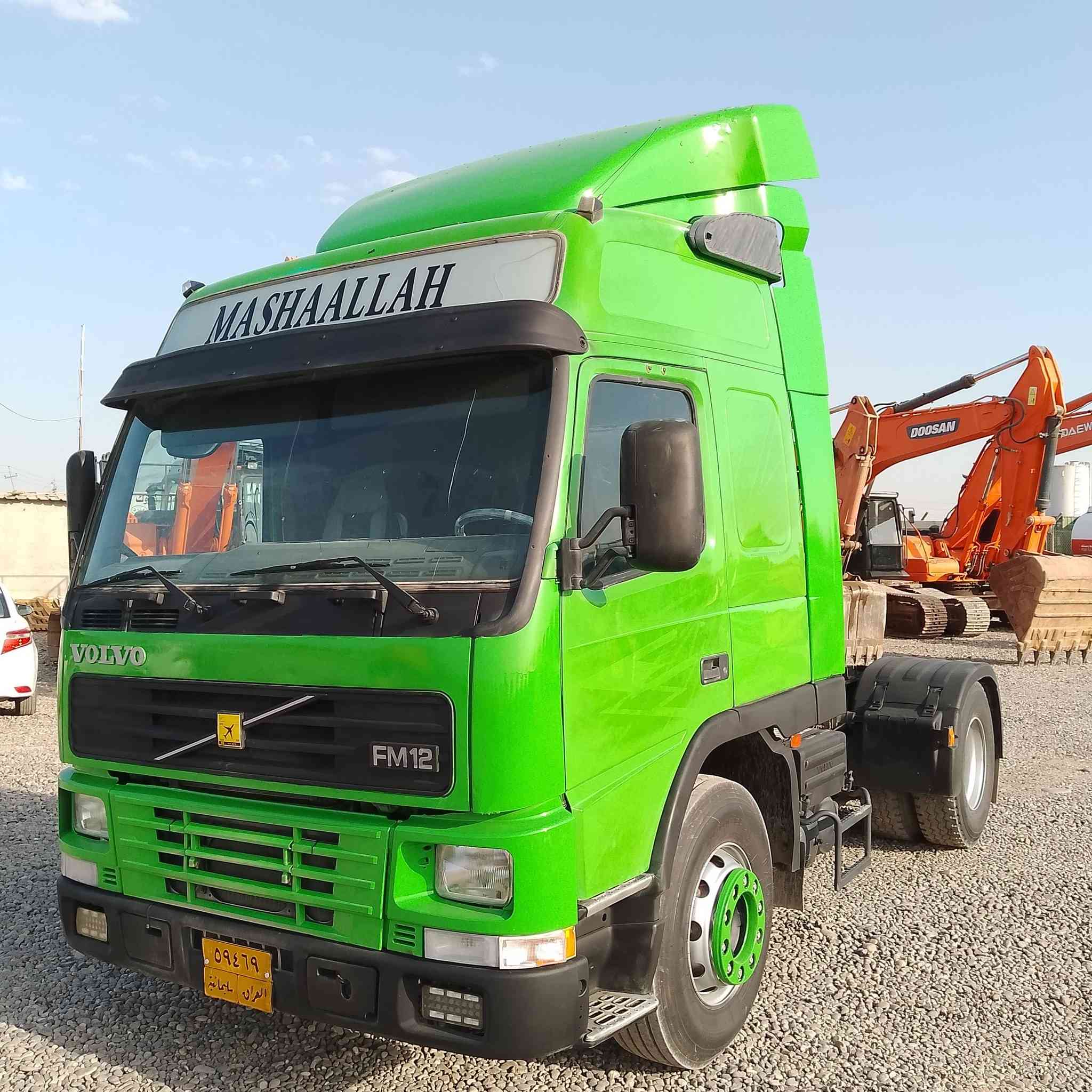 رأس فالفو للبيع موديل 2000سنويه مثبت صهريج دبل تاير كله بشرط التواصل ***********
