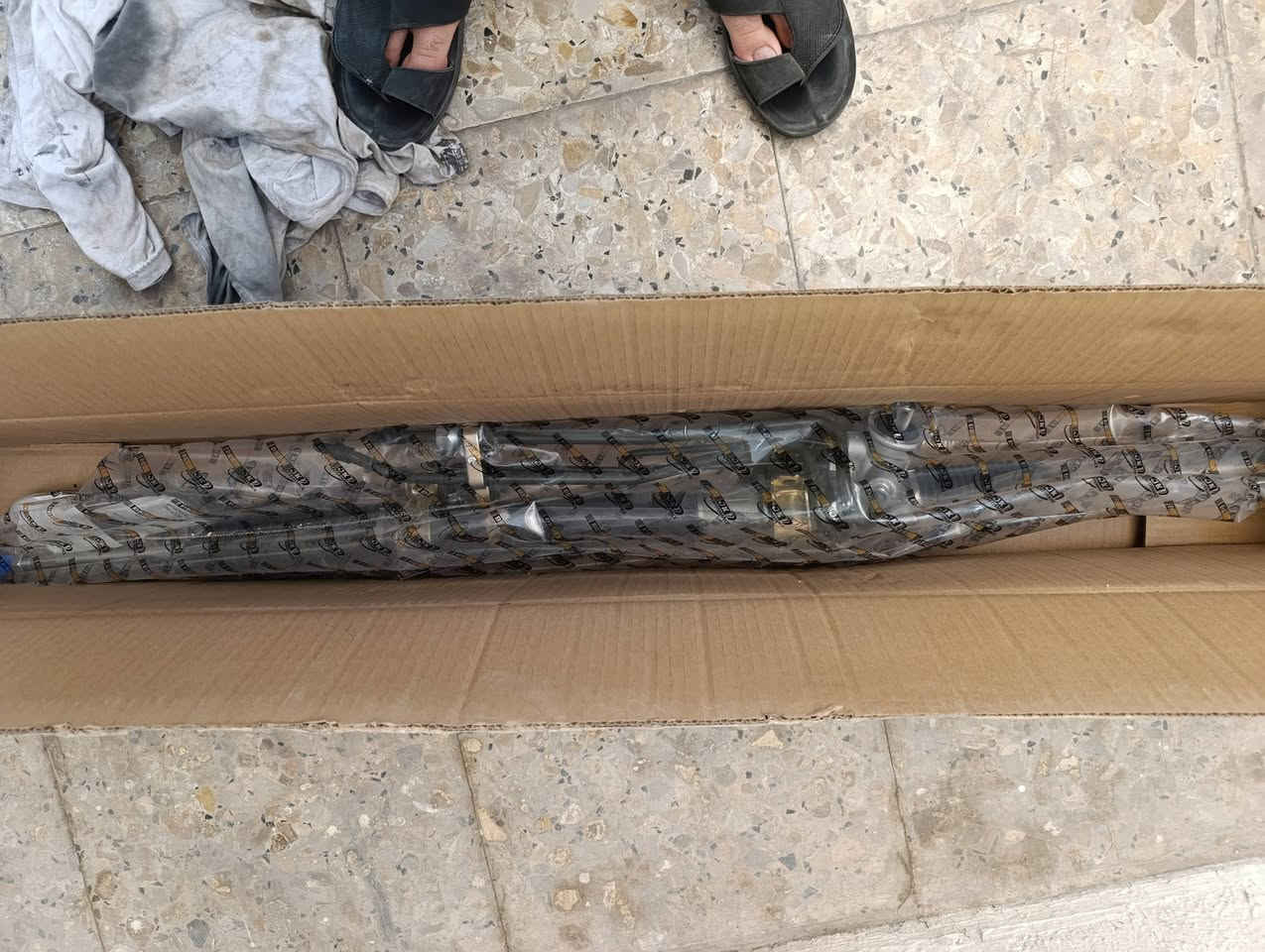 السلام عليكم صباح الخير من رخصة مدير الكروب المحترم عندي مشط استيرن سياره طيبه أصيل ما مفتوح  السعر 125الف هاذا رقم ***********

