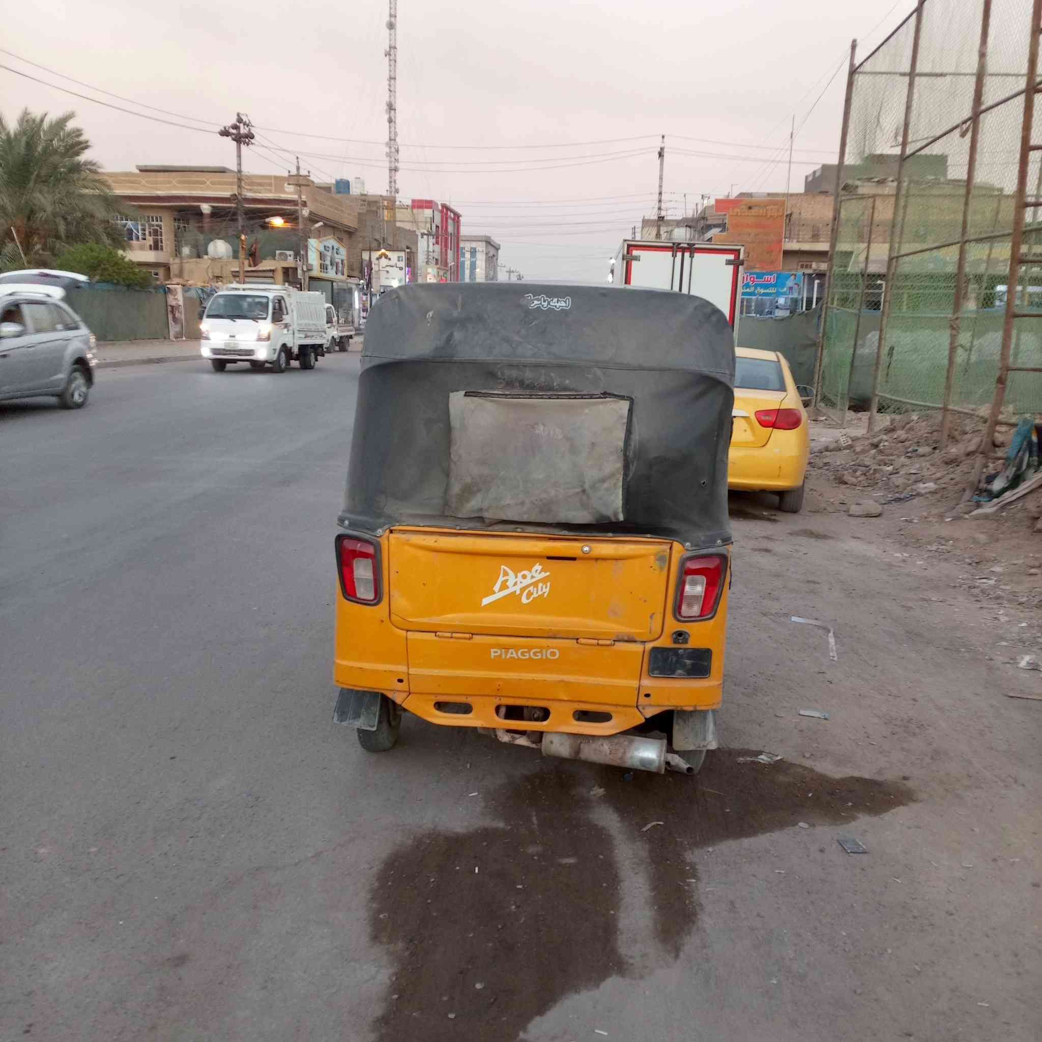 عيني بياجو موديل 20 اوراق مكاني بغداد العبيدي كوم حديد محركها رايدلها ولفات بدلت مستخدمات وماشتغلن
وجامه خاللها بلاستك رايدها بواحد ونص وبيها مجال 
***********
