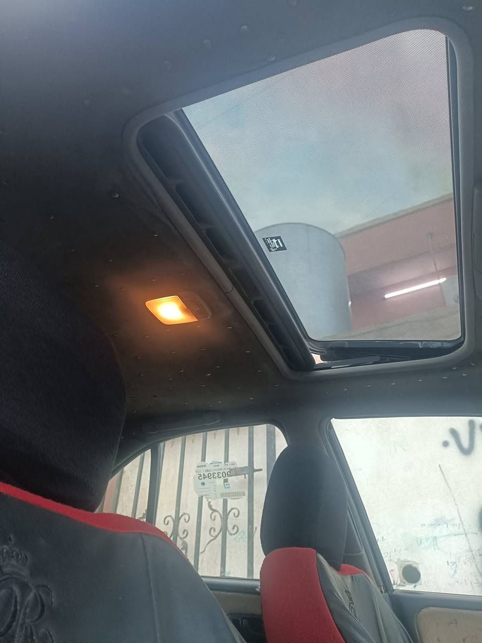 السلام وعليكم
نيسان بريميرا م94
محرك 2000 جي تي
سياره بشرط گير محرك تبريد شغال 
صدر دبلات كله جديد
تـنـتـه سلايت 
مابيها قطره صبغ 
رقم كركوك دولي بسمي 
سنويه 2029
السعر 40وبيها مجال
للأتصال ***********
