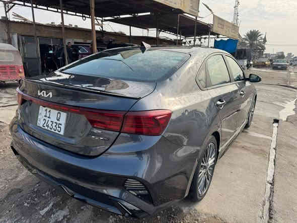 السلام عليكم
فورتي 2023 جيتي لاين
رقم بغداد
مكينه 2000
الضرر محولبه صفحه وحده 
بدون ايرباك
ماشية 15  الف
بصمة 
تشغيل عن بعد
فتحه 
شحن لاسلكي
كشنات جلد
تحديد مسار
تثبيت سرعة
شاشه كبيره
كأمره دواره
ثلاث انضمه قيادة
السعر 155 ورقة
العنوان بغداد حي النصر
رقم الهاتف ***********
