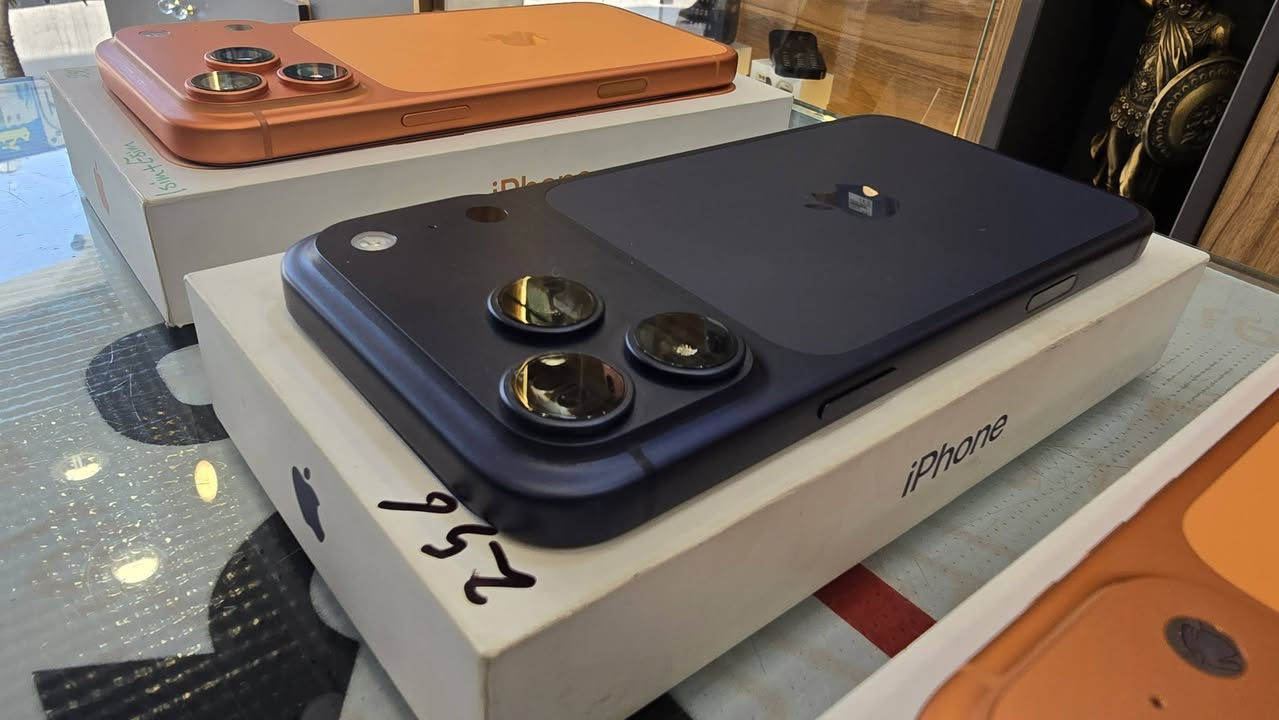 بيع شراء مراوس
17برو ماكس عربي شرق أوسط ذاكره 256 عدد دورات شحن 22

17برو ماكس نسخة za شريحه فعليه لون برتقالي ذاكره 256 عدد دورات شحن 58

17برو ماكس نسخة za شريحه فعليه لون ازرك ذاكره 256 عدد دورات شحن 29

17عادي شريحه الكترونيه ذاكره 256 لون اسود عدد دورات شحن 26 
جميع الاجهزه ظمان فحص +استخدام 
بيع او مراوس 
العنوان ديوانيه شارع المصورين مكتب رويال للاتصالات قرب مصور سومر 
رقمي للاستفسار ***********
***********
