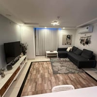 المربع الذهبي • لايف تاورز • غرفتين ٨٨م