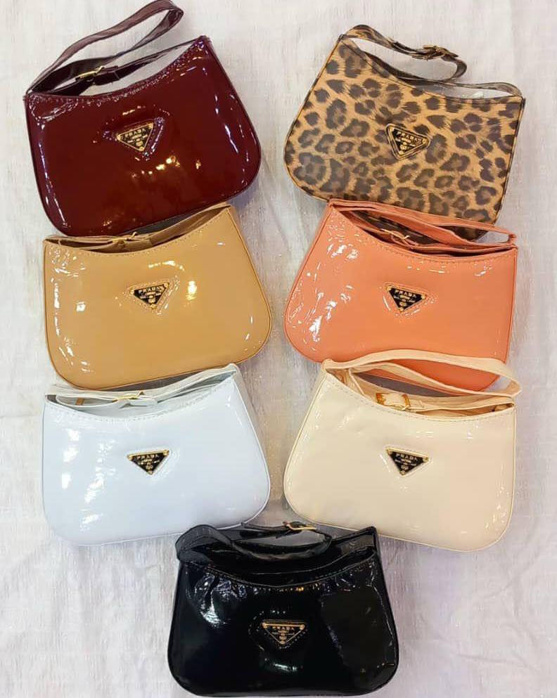 جنط نسائية جملة ومفرد 
ارررخصصص الاسعار 
للاستفسار والطلب تواصل واتساب
***********
