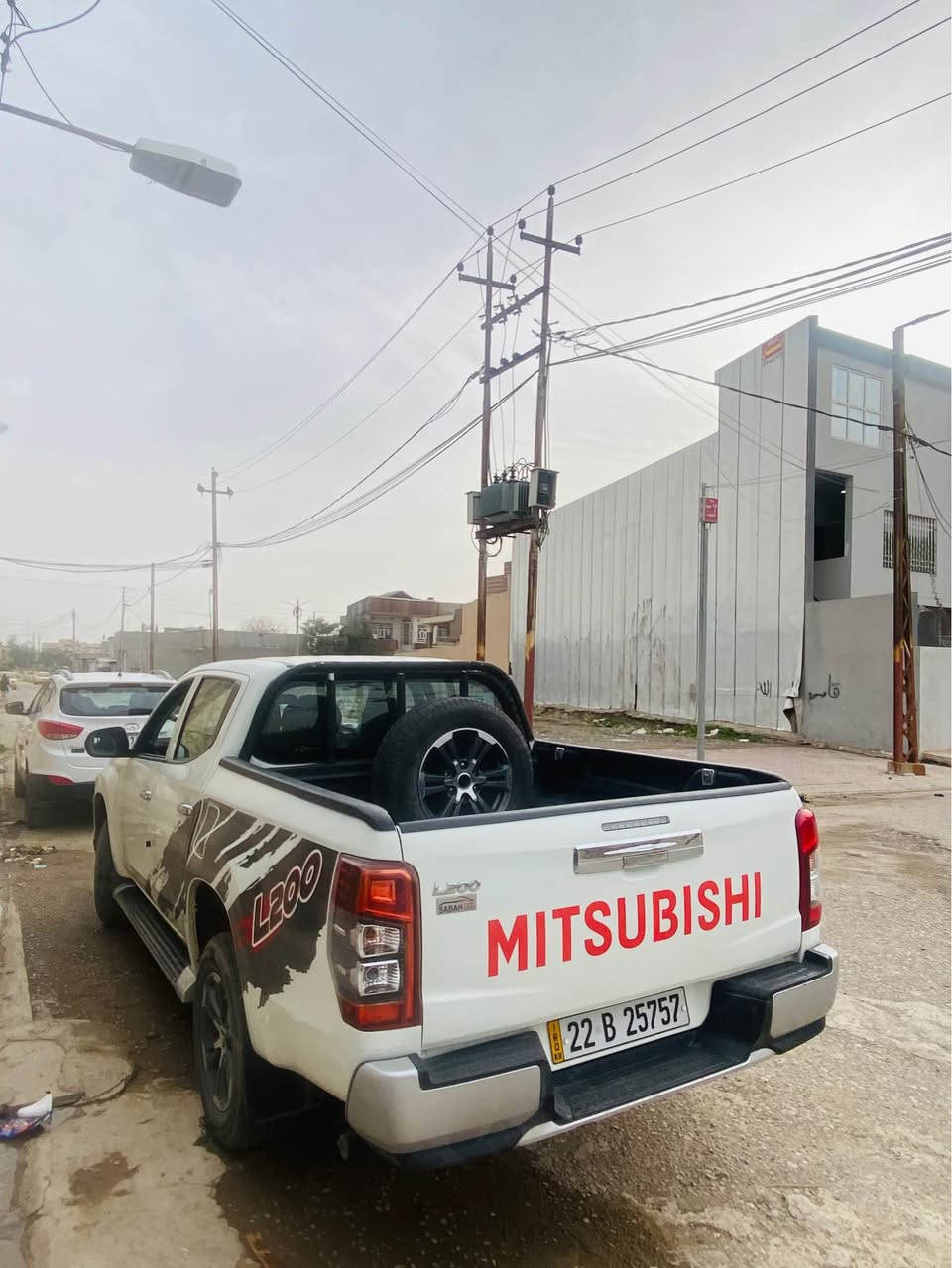 L200 للبيع او المراوس 2020 
محرك مامفتوح 

بانزين ودبلً اكسل 

عالي 

ماشي ١٣٣

سنوية ٢٠٣٠

منظومة غاز ٦٠ لتر

بي حالوب بل بنيد والسقف السقف معدل PDR والبنيد مامعدل بلادي

سعر ١٨٥ وبي مجال

*********** كركوك, العراق
