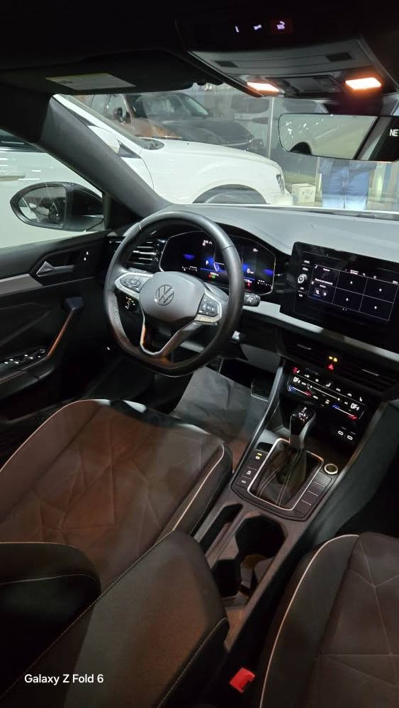 فولكس واكن جيتا سبورت 2025 
حادث السيارة فقط الجاملغ الامامي جهة السايق صبغ بدون دواخل ايرباك بس البرده
ماشية 37 mil 
محرك 1.5T توربو 
0750 899 2970 
0751 739 2015 
..
..
... أربيل, العراق
