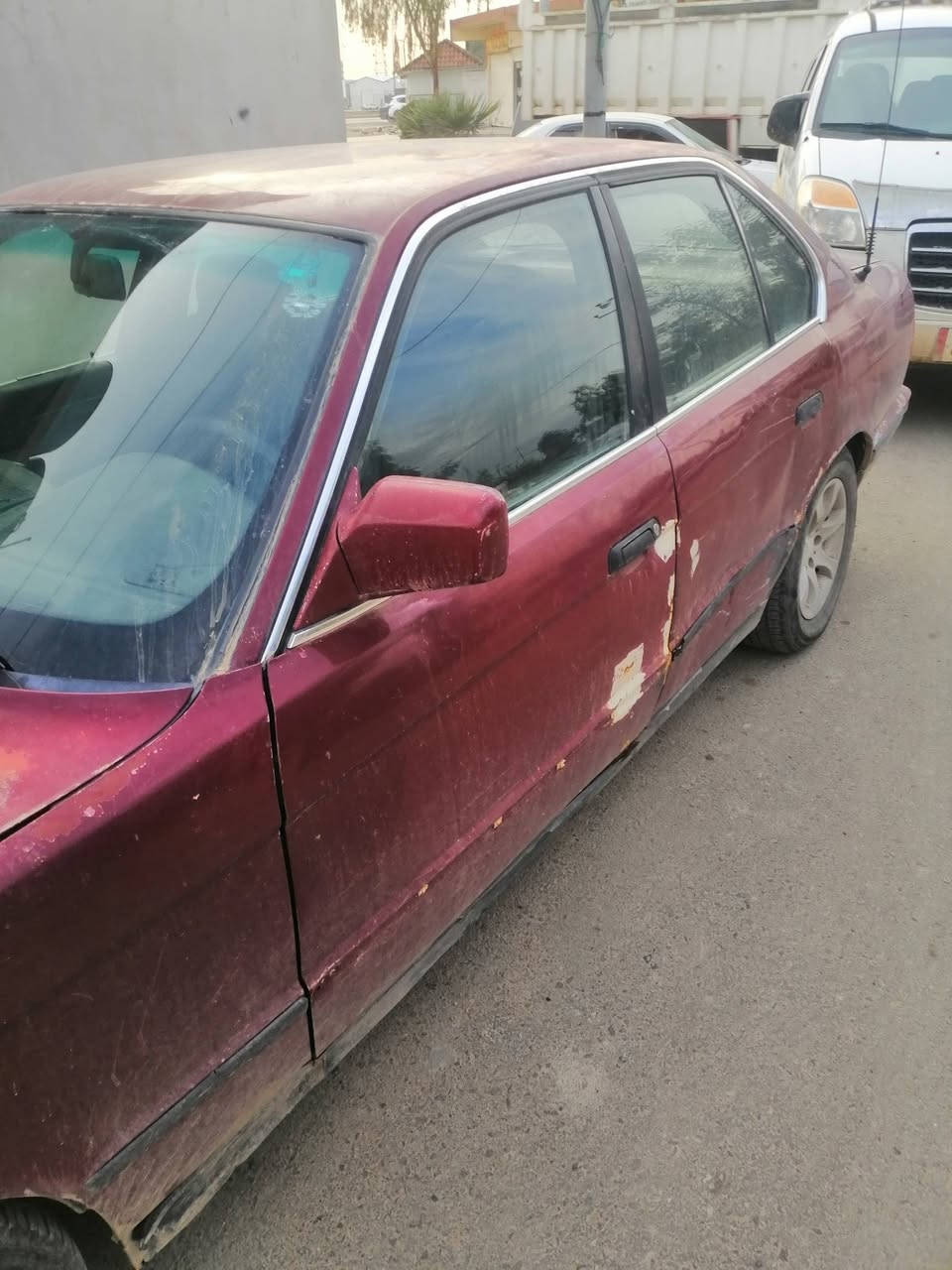 ٥٢٥ اتوماتيك المحرك فل السياره شويه تعبانه موديل ٩٠ السعر ٣٢ ورقه المكان برطله ***********
