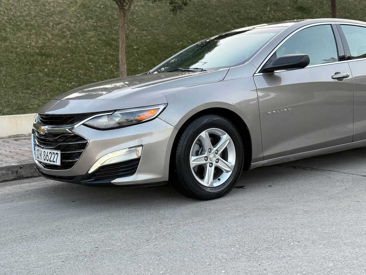 بسم لله الرحمن الرحيم
واتساب 📞📞***********
شوفرليت ماليبو(٢٠٢٣) مواصفاتي LS
گيرو مه كينه ي به شه رت نه كراوه ته وه ٧٠هه زار 
روشتوه- سه ياره كه ١چه مه له خي بوياخه بي ناوگرتن
پيش و پشتي كه پسه نمونه يه له جواني و پاكي
مواصفات -به صمه-درگا بصمه-شه غال-اوتو هولد
شاشه گه وره و كاميرا-تراكشن-زور مواصفاتي تر--
ره قه م و هه زه ي تازه ييه به شه رتي تحول و غرامه
-------------------------------------------
شوفرليت ماليبو (٢٠٢٣) مواصفات LS
واتساب + ڤايبر (***********)📞📞📞
محرك گير بشرط مامفتوح بشرت فيتر ماشية ٧٠ الف
سيارة بيها ١جملخ سكن بدون دواخل بجمً كپس 
مواصفات -بصمه- ابواب بصمه-تشغل عن بعد
اوتوهولد-شاشة و حساس-تحكم ستيرن كامل
رقم و سنوية جديد بشرت تحويل نفس يوم السليمانية, العراق
