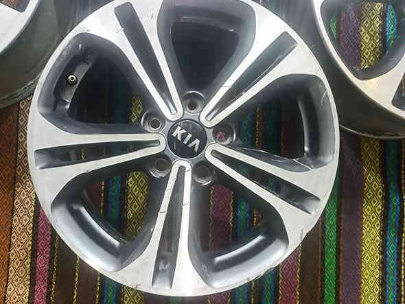 مرحبا عيوني
للبيع او المراوس
تخم ويل كب حجم17
ويالة صناعة كورية  درجة اولى
نظاف 
مكفولات من اي فطر او عواج  ومصفرات بلنص
ولسيارات: 
سوناتا 
اوبتما
النترا
صول
افانتي
كامري

العنوان بابل
يتوفر توصيل لجميع محافظات العراق

يتوفر واتساب على  هل الرقم
***********
