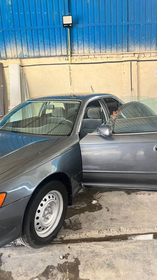 سلام عليكم مارك نفخ مديل 93
سياره حلوه ونضيفه 
مكينه ونجي 
كير جديد توني شاده 
غرفه. نضيفه مكفوله من الضربه القويه 
السياره. خير من الله تجي وشوف بعينك
رقمها نجف وراعيها بالنجف. 
المكان نجف السعر 62 
رقم صاحب السياره يوجد واتساب ع رقم 
***********
