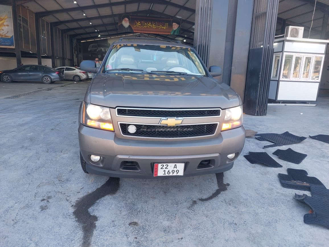 السعر 210وبيه مجال
مكفوله كفاله عامه خليجي داخل عسلي سياره جديده

رقم اربيل جديد بسمي سنويه جديده وهزه جديده 

 مصفره هيئه وغرامات 

مكينه كير حداديه تخم تاير كله جديد دوشمه جديده

تبريد تدفئه سياره جاهزه من كلشي كله نانو مسوينه 

مكان سياره البصره باقي تفاصيل ع رقم الهاتف

***********
