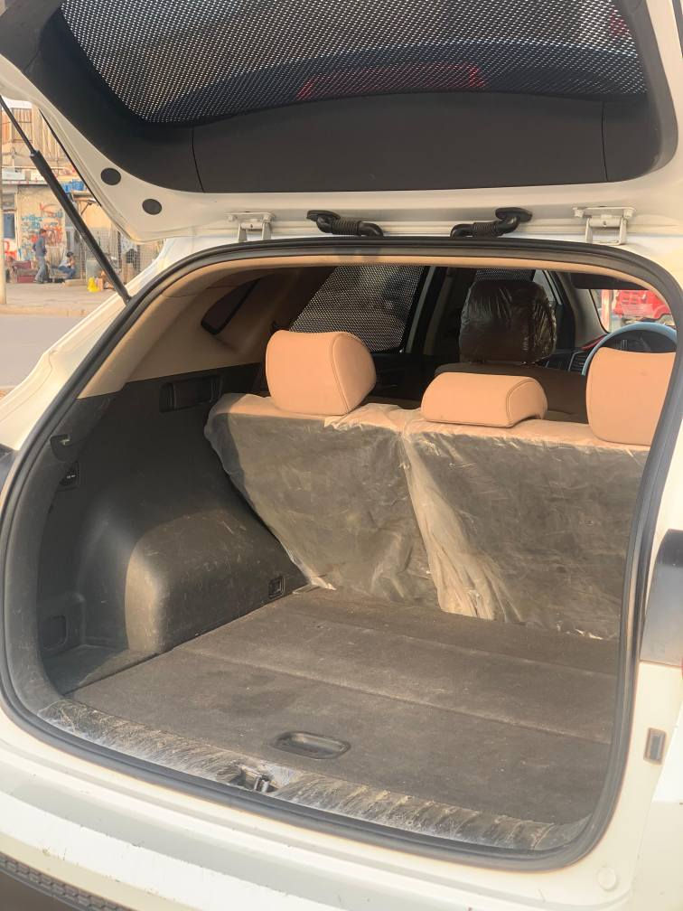 توسان موديل 2016
بيها محوليه قليل رصعات طخات بسيطه بجهة اليمين نهاية جاملغ الخلفي كير ومحرك نضافه فول ممتاز
مبدل جاملغ اليمين فقط
الرقم نجف
السعر ١٤٥ ورقه
العنوان بغداد بلديات
هاتف *********** بغداد, العراق
