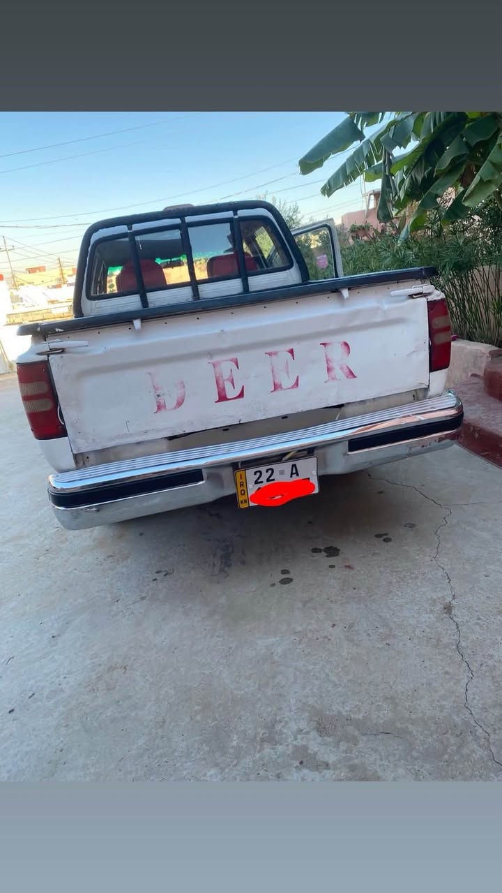 بيكاب دير موديل ٢٠١٢ 
٢ طقعه صبغ بي داخلي  
رقم سنوي جديد هتا ٢٠٣٠ 
گئر مكينه بشه رت 
تحويل بشه رت 
سعر ٦٥ و مجال 
عنوان :- سيميل 
***********-*********** سميل, دهوك
