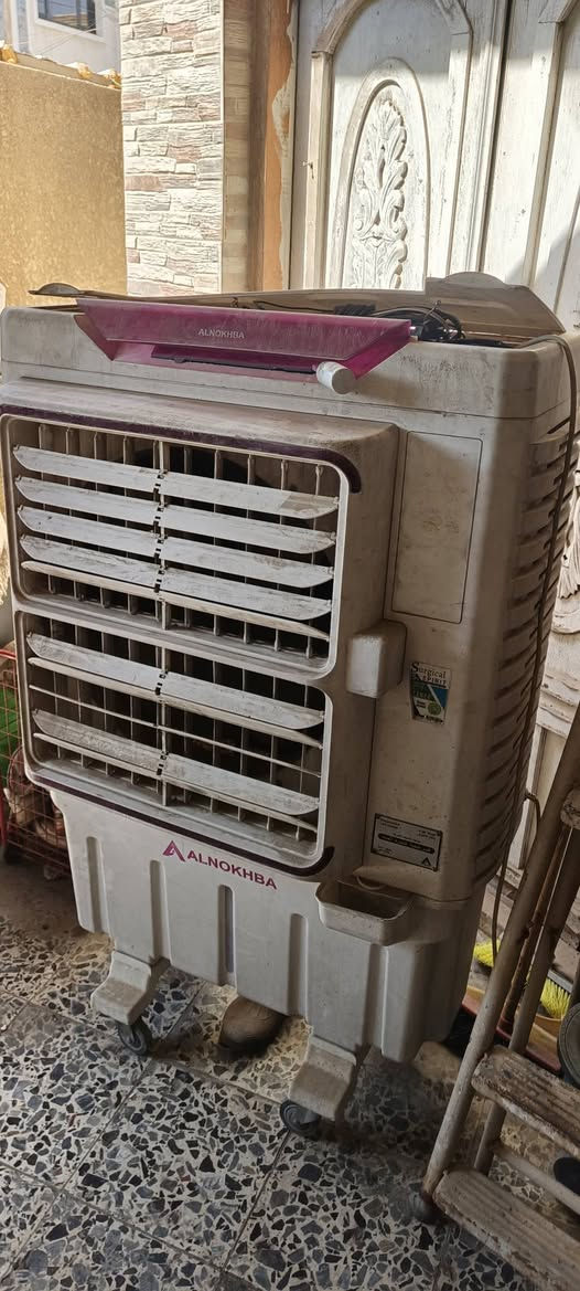 سلام عليكم 
بيع مستعجل 
مبردة حجم كبير
للاستفسار ***********
السعر جدا جدا مناسب
