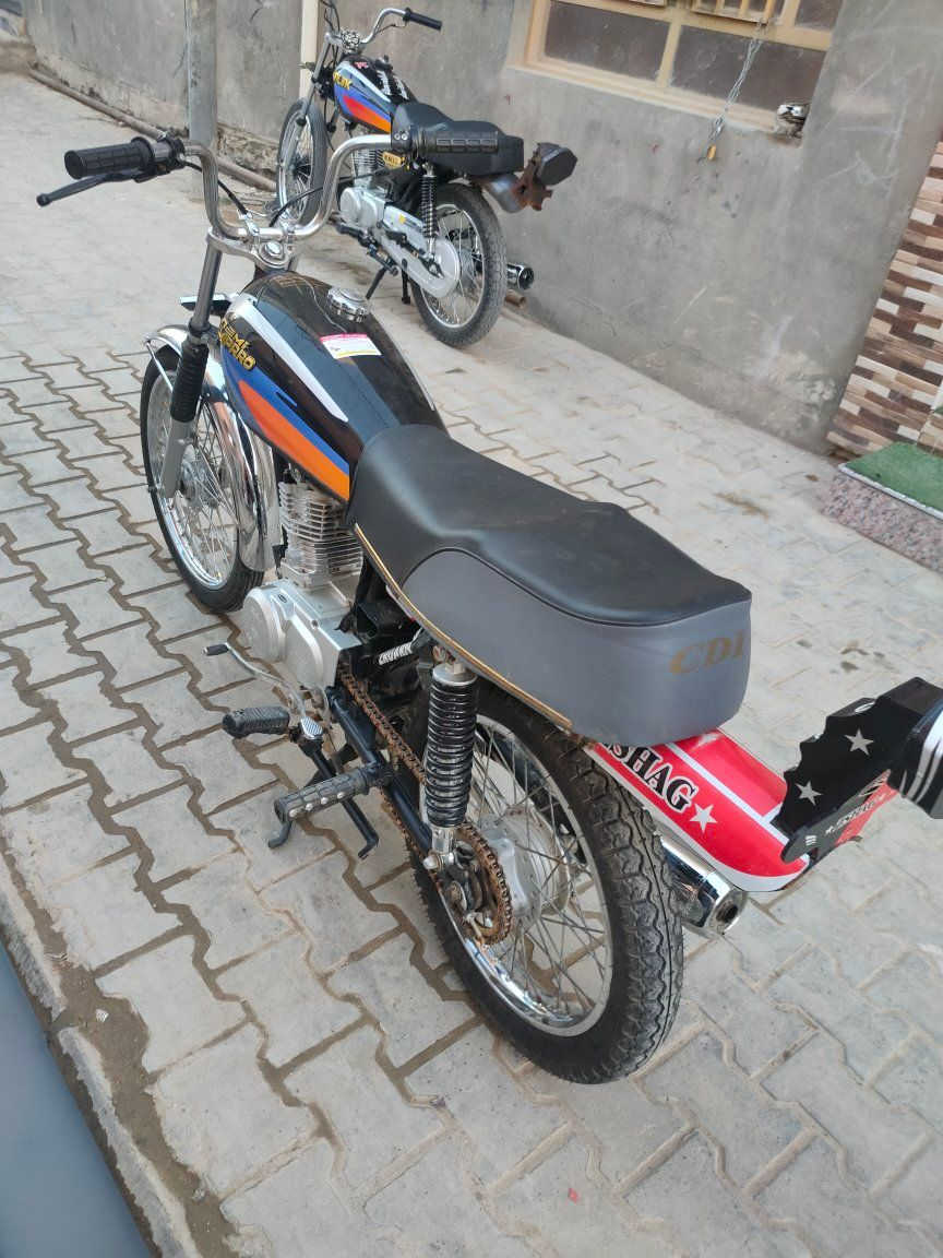 ‎دراﺟﻪ‎ السماوا, المثنى


**إذا كنت صاحب هذا الإعلان وتريد حذفه لأي سبب، رجاءا أرسل رسالة إلى الدعم الفني**