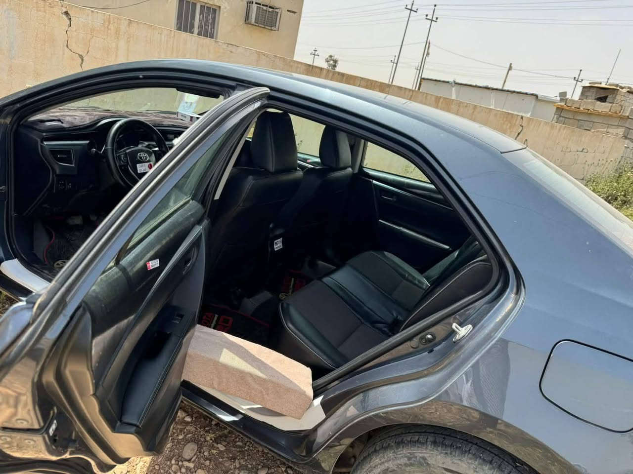 السلام عليكم كورله موديل ١٦ للبيع السياره بيها جامرلق الأمامي سعرها ١٢٥ مكاني شهربان المقداديه وهاذا رقمي ***********
