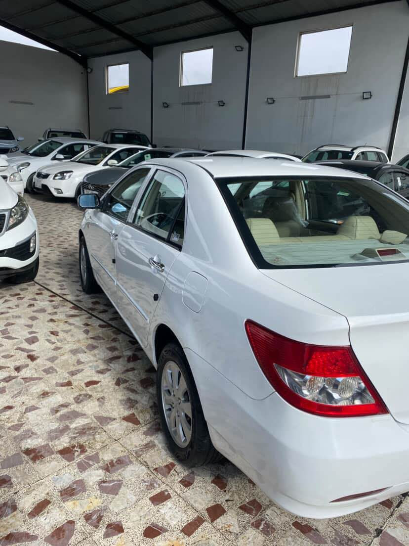 سلام عليكم 
بي وادي 2013 بدون صبغ رقم نينوى سياره جديد كير عادي سياره كلها بشرط استفسار *********** موصل, نينوى
