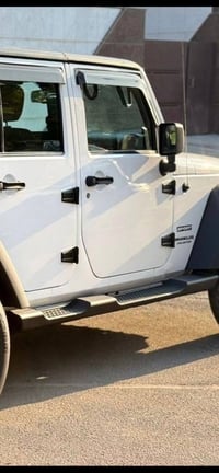 دوسة جيب رانجلر جديد كامل ملحقاتها  السعر 125 الف 07708204003