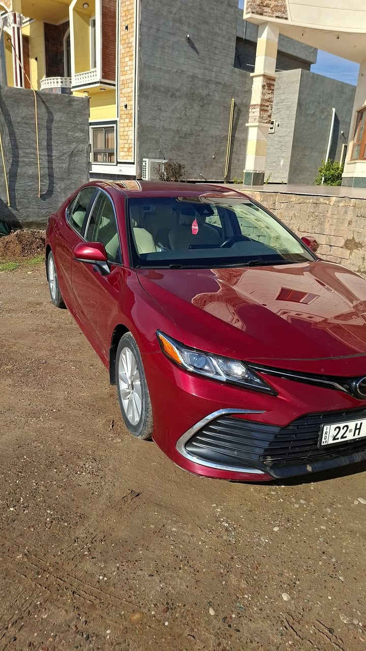 إعلانات بيع كامري 2022 جاهزة
الموديل: 2022.

الفئة: LE.

الممشى: 66,000 كيلومتر فقط.

الملكية: السيارة باسمي والتحويل مباشر.

الحالة: السيارة نظيفة جداً وجاهزة للاستخدام، الضرر في الچاملغ الامامي في الجانب الأيسر فقط (موضح بالصور) وتصليح درجة أولى. باقي السيارة مكفولة.

السعر والموقع:

السعر المطلوب: 215 ورقة ($21,500) وبيه مجال بسيط جداً

الموقع: صلاح الدين - قضاء العلم.

للتواصل والاستفسار:

رقم الهاتف: ***********
