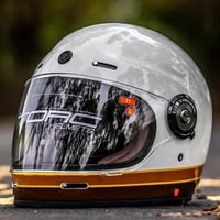 ورحمه الله خوذه سول رايدر وكاله مقاس الخوذه XL سعره 100 الف غير قابل ل...