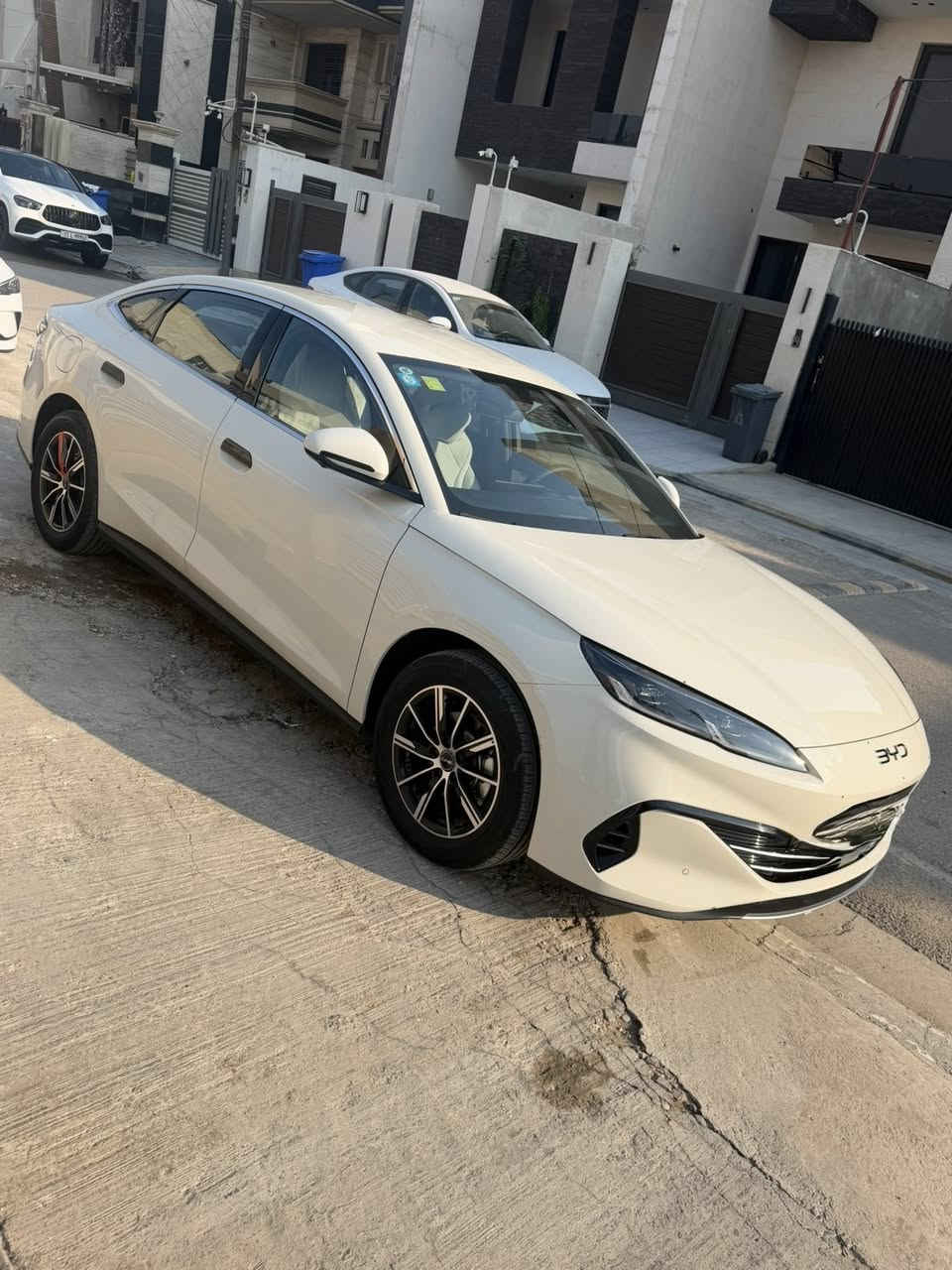 سيل ٦ موديل ٢٥ زيرو ماشية الف مكفولة
رقم بغداد مكاني كرادة

رقم ***********
